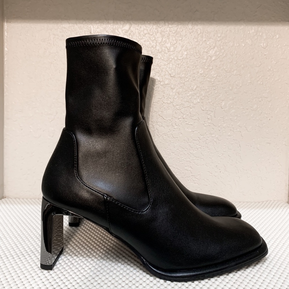 ZARA - black healed booties with metallic heals